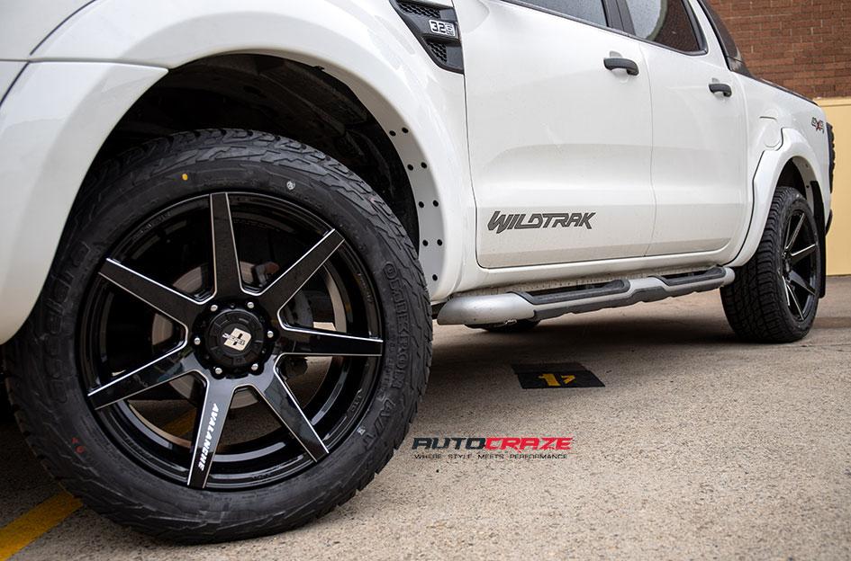 FORD RANGER AVALANCHE GLOSS BLACK MILLED ACCENTS